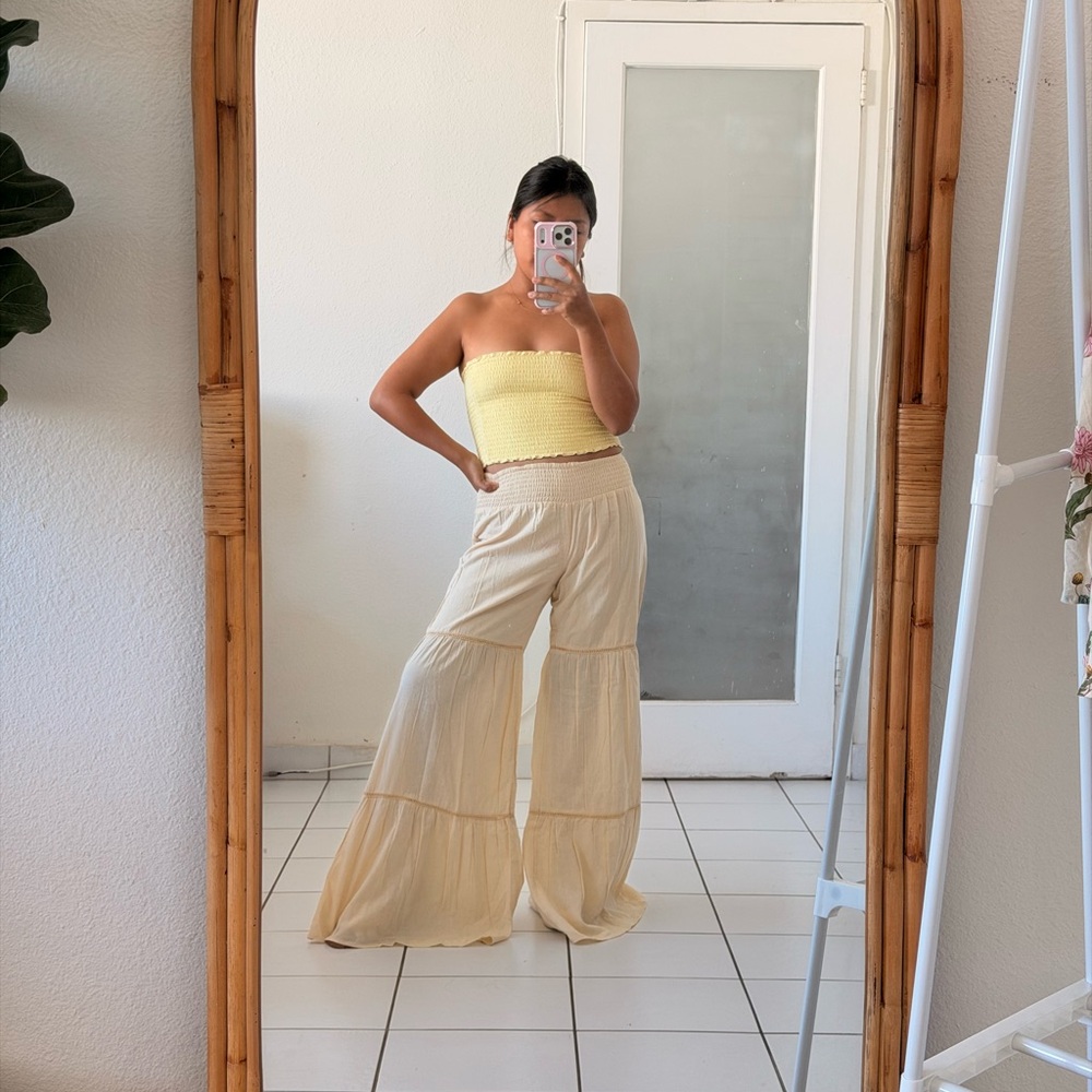 Flowy Cream Wide-Leg Tiered Palazzo Pants